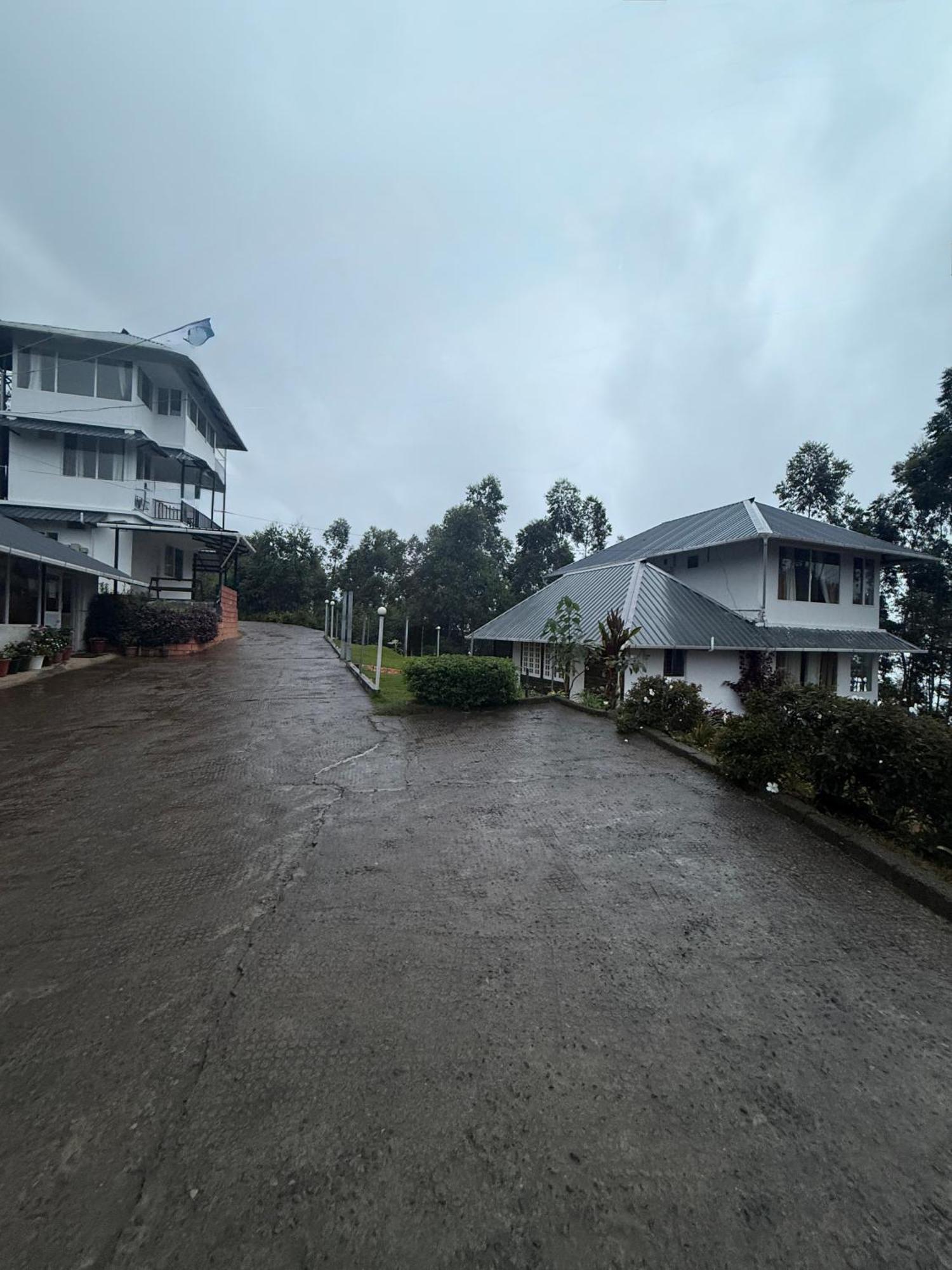 Hotel Honey Rock Kanthalloor Esterno foto